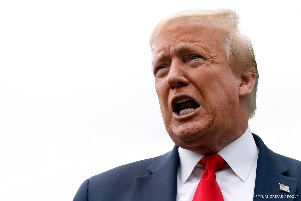 Trump overweegt campagnebijeenkomsten buiten te houden