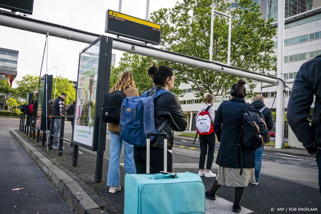 Staking: meeste bussen Eindhoven en Venlo rijden volgens FNV niet