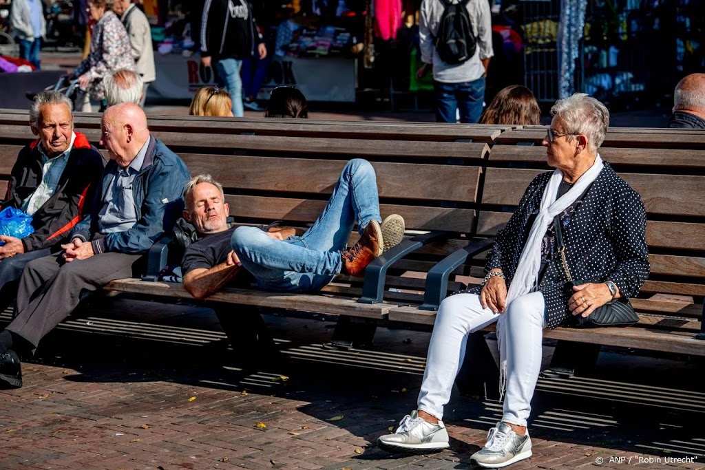 Senioren smeren steeds minder tegen de zon