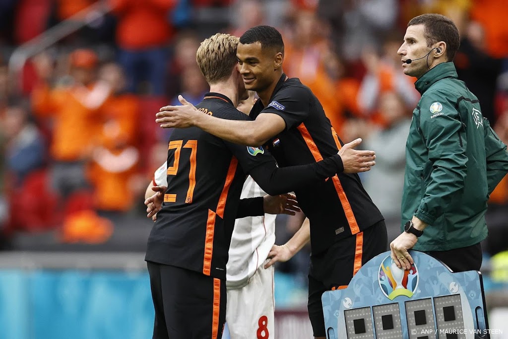PSV-aanvaller Gakpo debuteert in Oranje