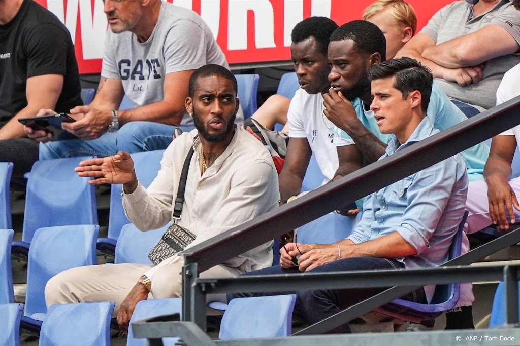Feyenoord neemt afscheid van aanvaller Conteh