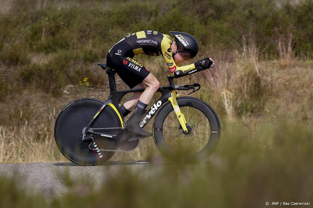 Markus klopt Vollering en Van Vleuten en verovert tijdrittitel