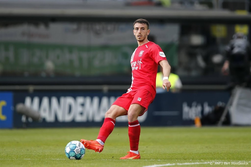 Twente-speler Pleguezuelo vervolgt loopbaan bij Plymouth Argyle