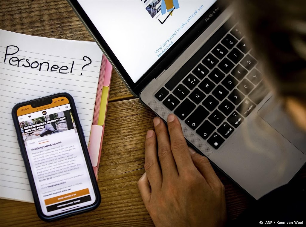 Indeed: Nederlandse vacaturemarkt in mei verder afgekoeld