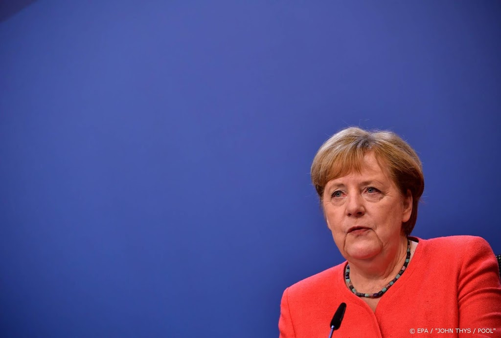 Merkel blij, maar ziet 'zwaar debat' met EU-parlement opdoemen