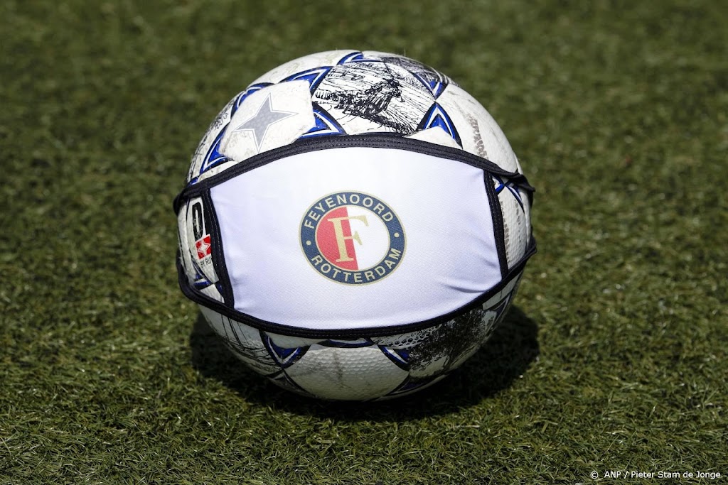 Feyenoord zonder Jørgensen naar Kosovo