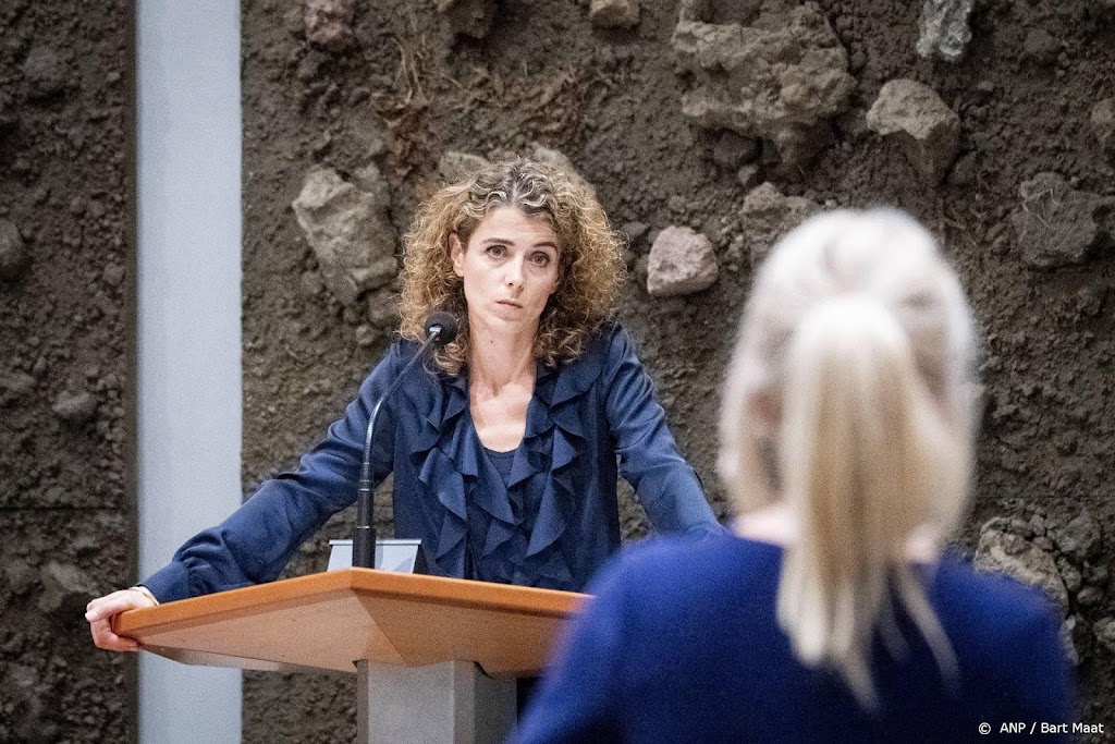Hermans vindt ook dat kabinet sneller met maatregelen kon komen