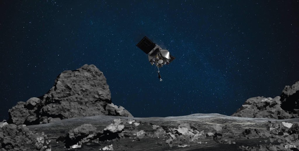 Sonde verzamelt materiaal van ruimterots op 333 miljoen kilometer