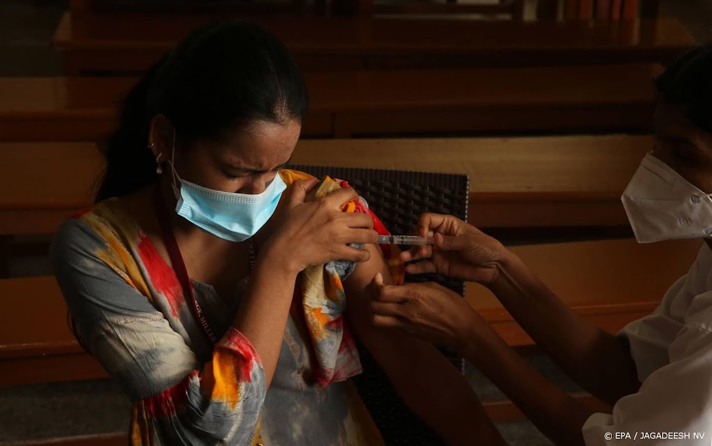 Zowel in Europa als in India één miljard prikken gezet