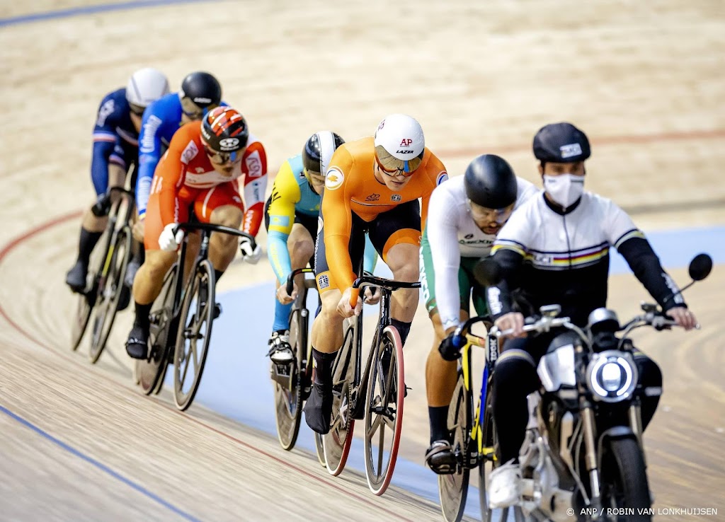 Baanrenners Lavreysen en Hoogland naar tweede ronde keirin op WK