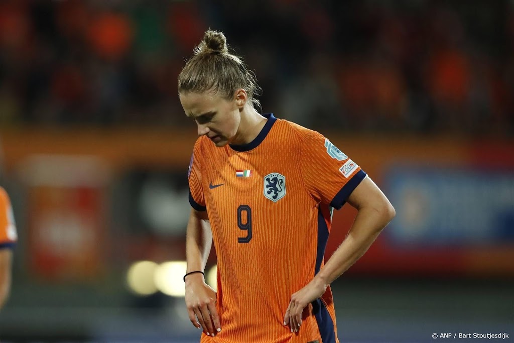 'Niet fitte' spits Miedema meldt zich af bij voetbalsters Oranje