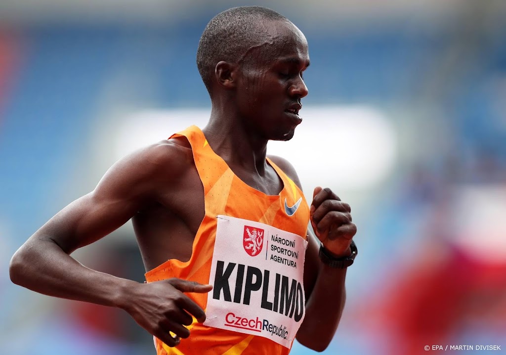 Kiplimo haalt 1 seconde af van wereldrecord halve marathon