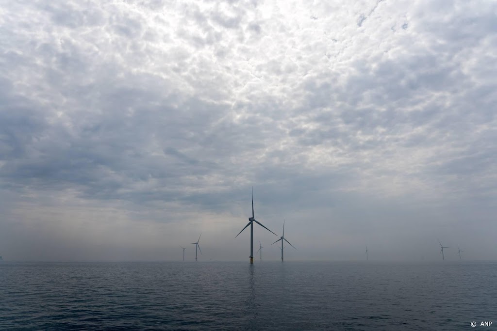 Mammoet gaat werken aan grootste windmolenpark op zee