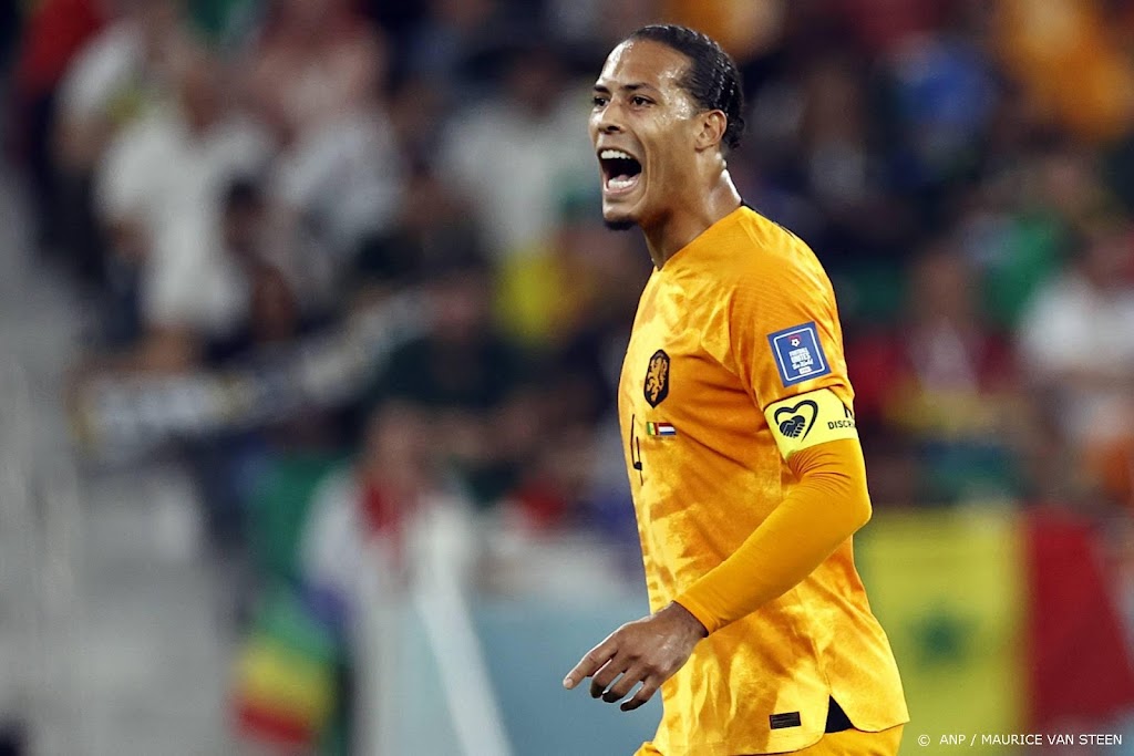 Oranje-aanvoerder Van Dijk: het moet beter