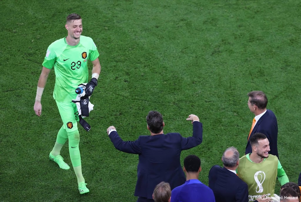 Van Gaal laat opgegeven droom van doelman Noppert alsnog uitkomen