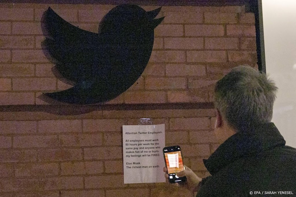 Bloomberg: Musk ontslaat meer verkooppersoneel Twitter