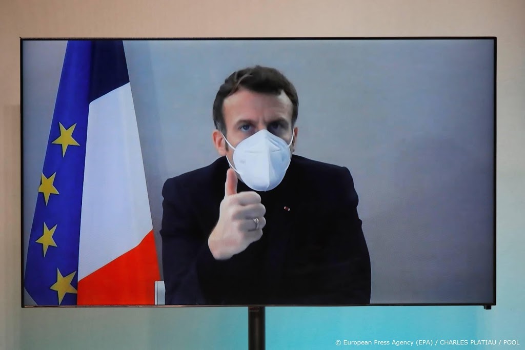 Besmette Franse president Macron heeft nog symptomen