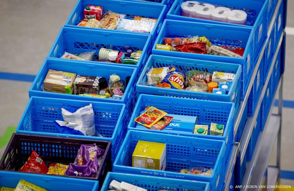 Nachtsupermarkten en thuisbezorgen moeten kerstdrukte spreiden