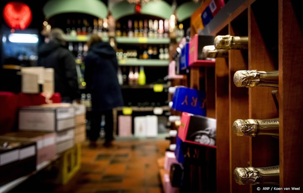 Consumentenbond: ingrediënten en voedingswaarden op flessen drank