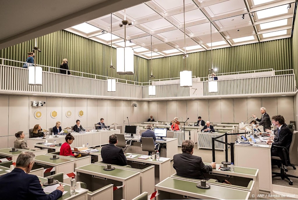 Eerste Kamer wil af van bezuiniging jeugdzorg en ontkoppeling AOW