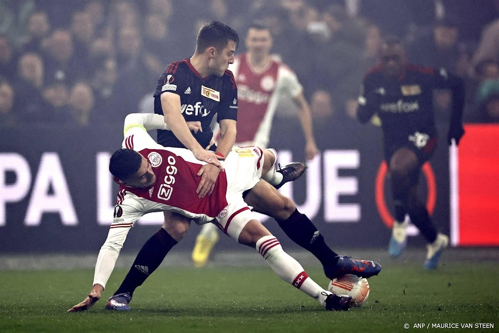 Ajax wil solide defensie van Union Berlin nu wel laten wankelen