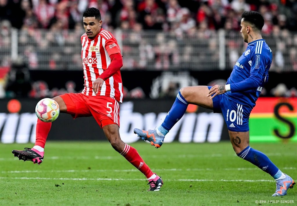 Verdediger Doekhi gelooft in kansen voor Union Berlin tegen Ajax
