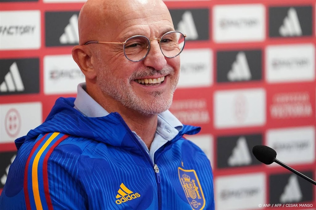 Spaanse voetbalbond verlengt contract bondscoach tot en met WK