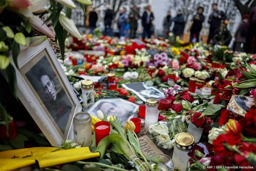 Moeder Navalny ziet lichaam zoon, vreest stiekeme begrafenis