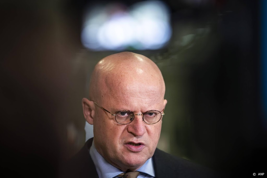 Grapperhaus staat open voor latere avondklok