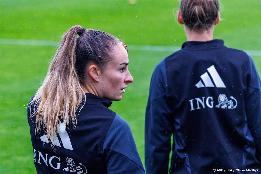 Eredivisievoetbalsters roepen op tot betere betalingen