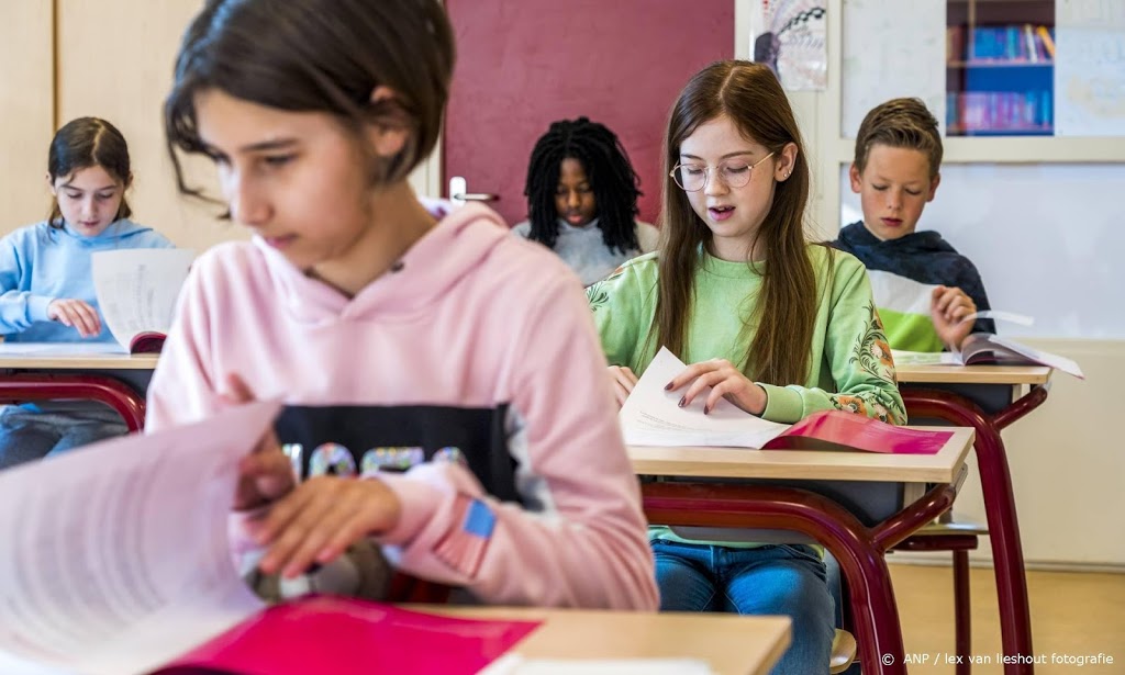 'Zorgen bij schoolleiders over voldoende personeel'