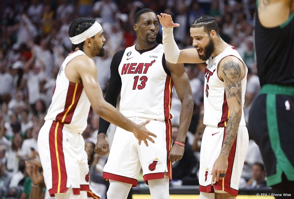 Miami Heat één zege verwijderd van plek in NBA Finals