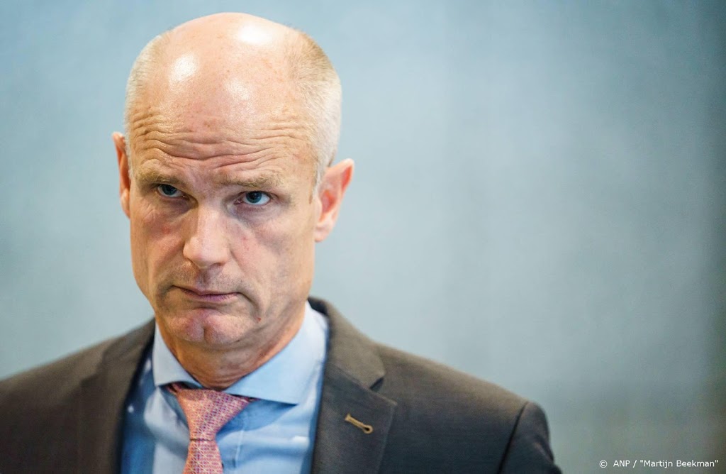 Minister Blok naar Rome en Madrid om weg naar geldtop te plaveien