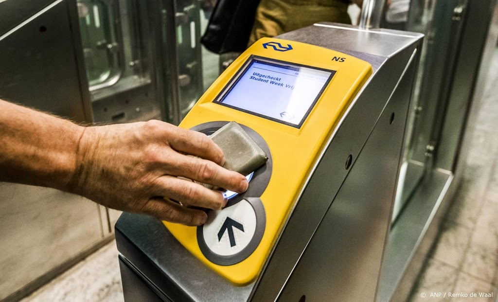 Nog steeds storing in- en uitchecken op NS-stations Zuid-Holland