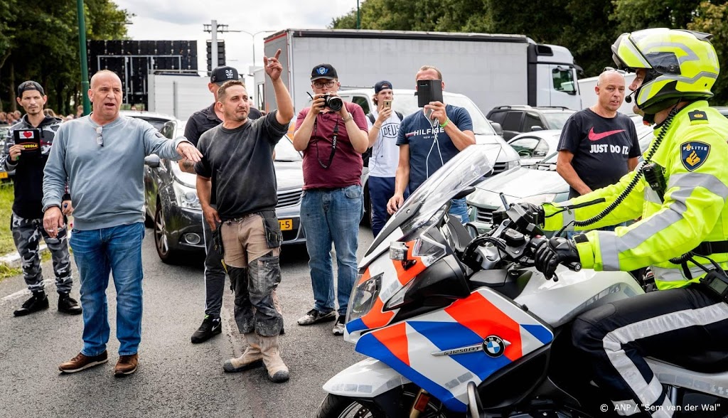 Vijf mensen opgepakt voor verstoren boerenprotest