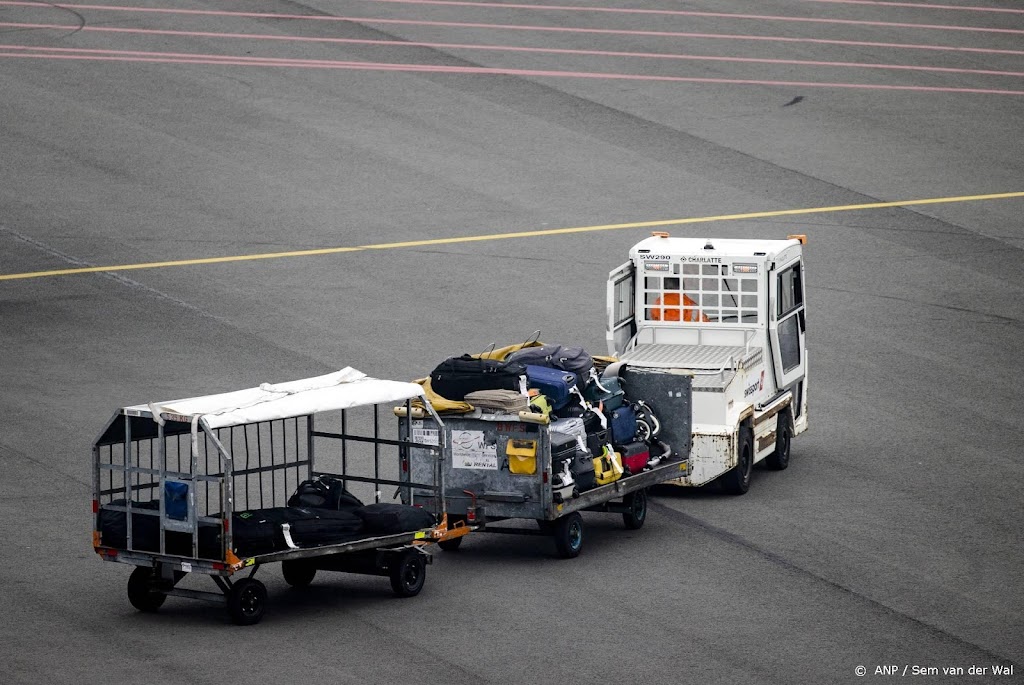 Eerste sector-cao afhandelaars bagage en passagiers luchthavens