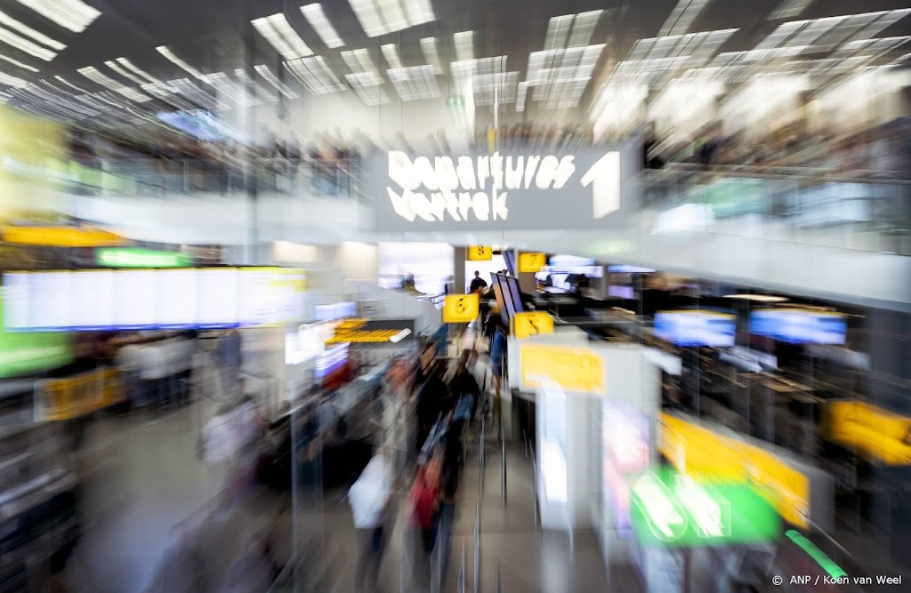 Schiphol staat hoog op lijsten met probleemluchthavens van CNN