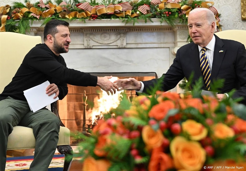 Zelensky respecteert 'moeilijke, maar sterke beslissing' Biden