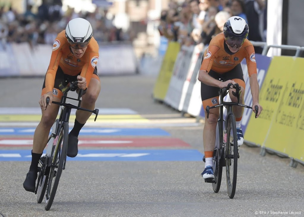 Nederland grijpt naast goud op gemengde tijdrit WK wielrennen