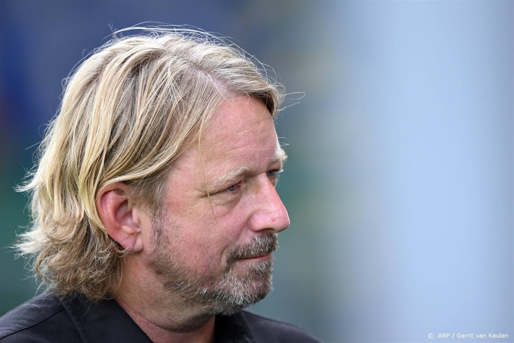 In opspraak geraakte Mislintat niet op tribune bij Klassieker