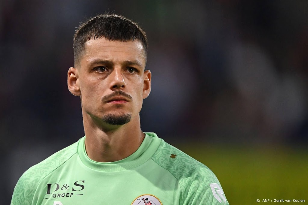 Keeper Olij en verdediger Frimpong in voorlopige selectie Oranje