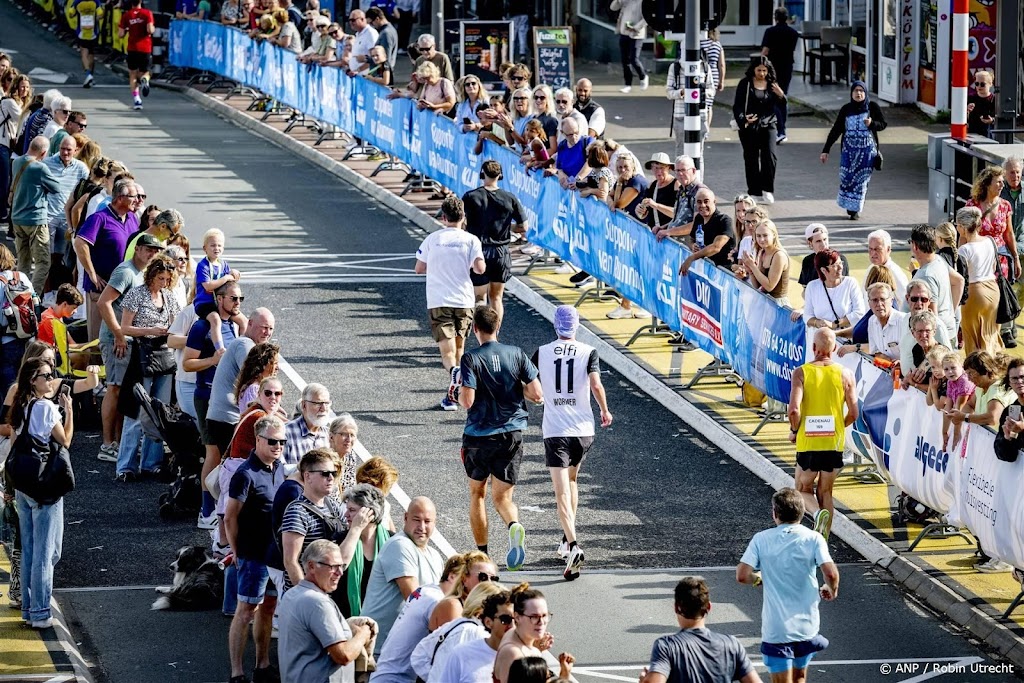 Zo'n 4500 lopers niet gestart bij Dam tot Damloop om warmte