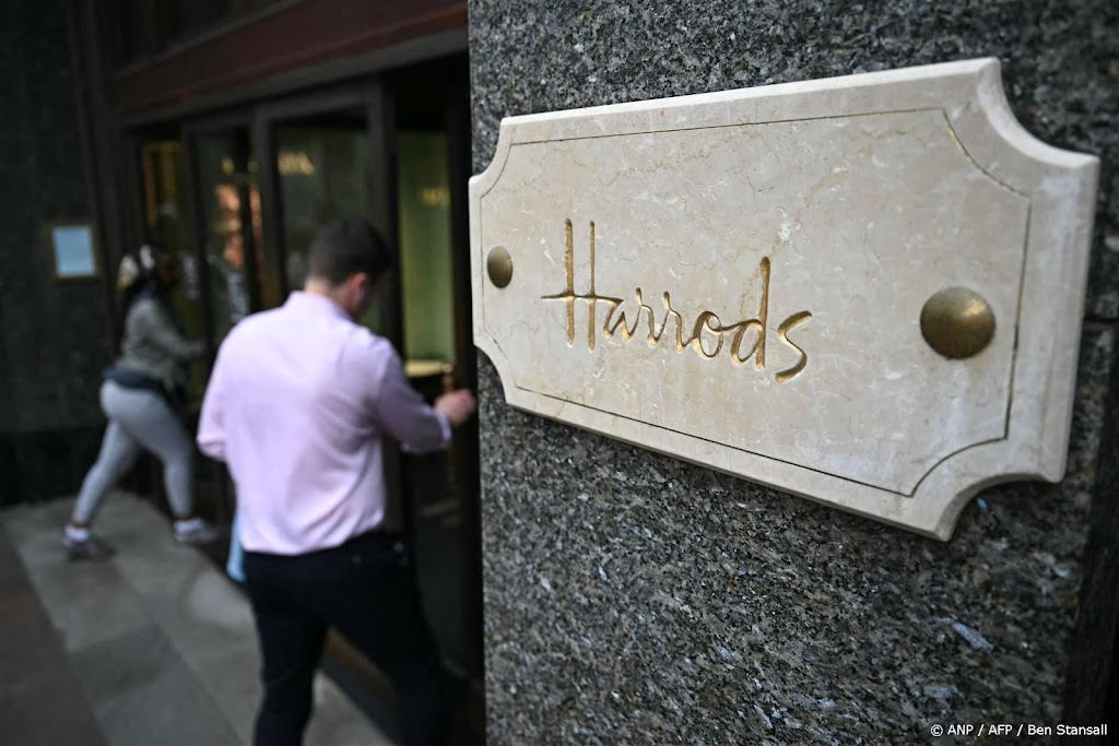 Harrods: ruim 250 claims seksuele misdraging ex-eigenaar Fayed