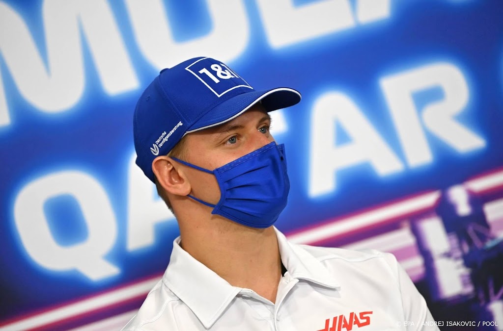 Dubbelrol voor Schumacher: volgend jaar ook reserve bij Ferrari
