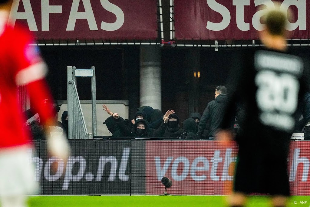 Zes mannen aangehouden rond voetbalgeweld AZ-NEC