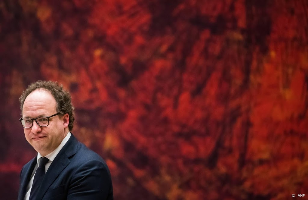 Minister over advies arbeidsmarkt: niet de loopgraven in duiken