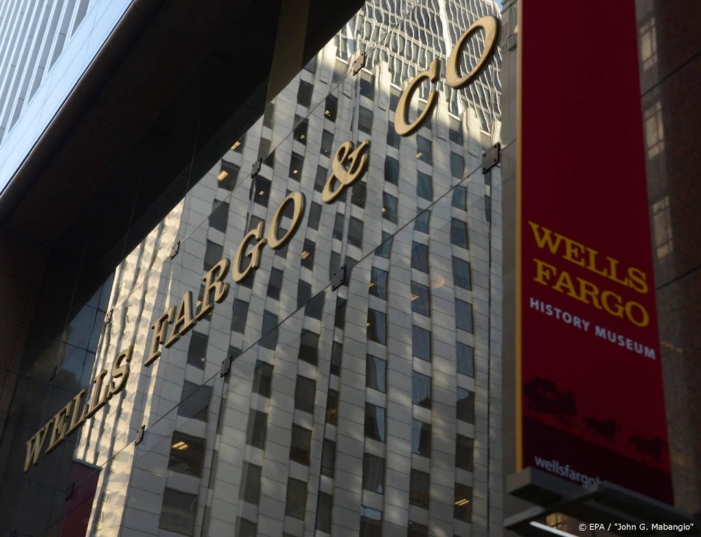 Voormalige Wells Fargo-top krijgt voor miljoenen aan boetes