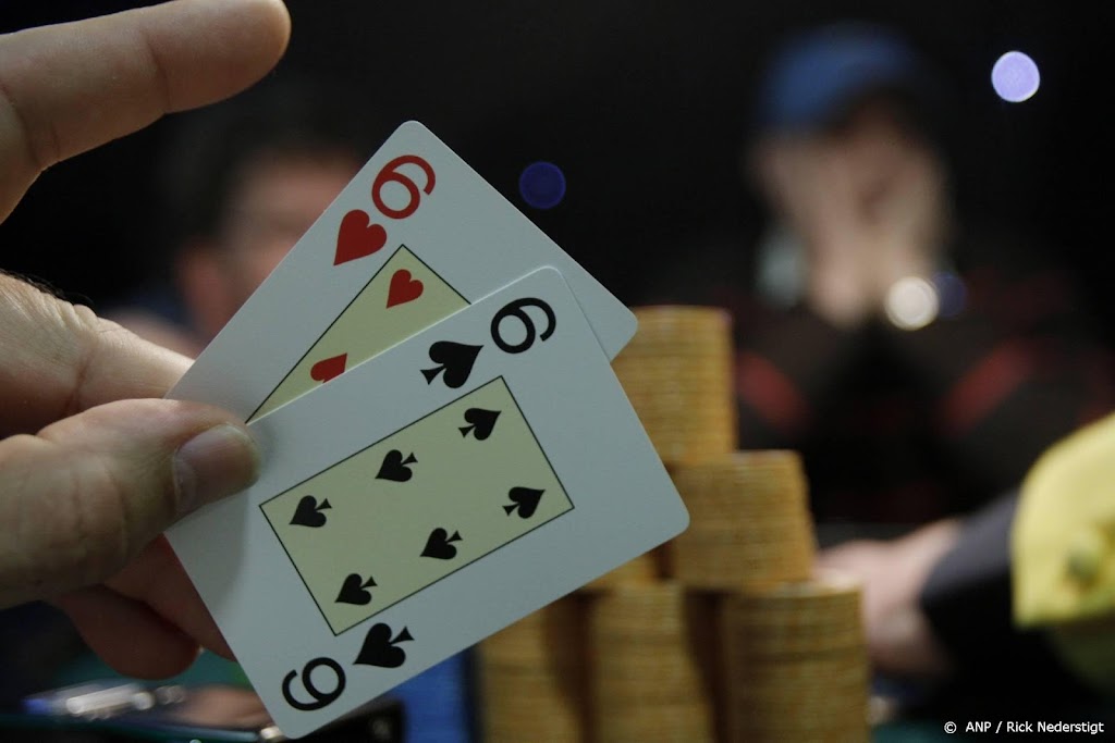 Politie beëindigt illegaal pokertoernooi in Waalwijk
