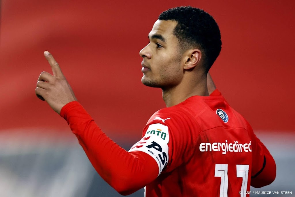 PSV-trainer Schmidt kiest tegen Ajax voor Gakpo en Doan voorin