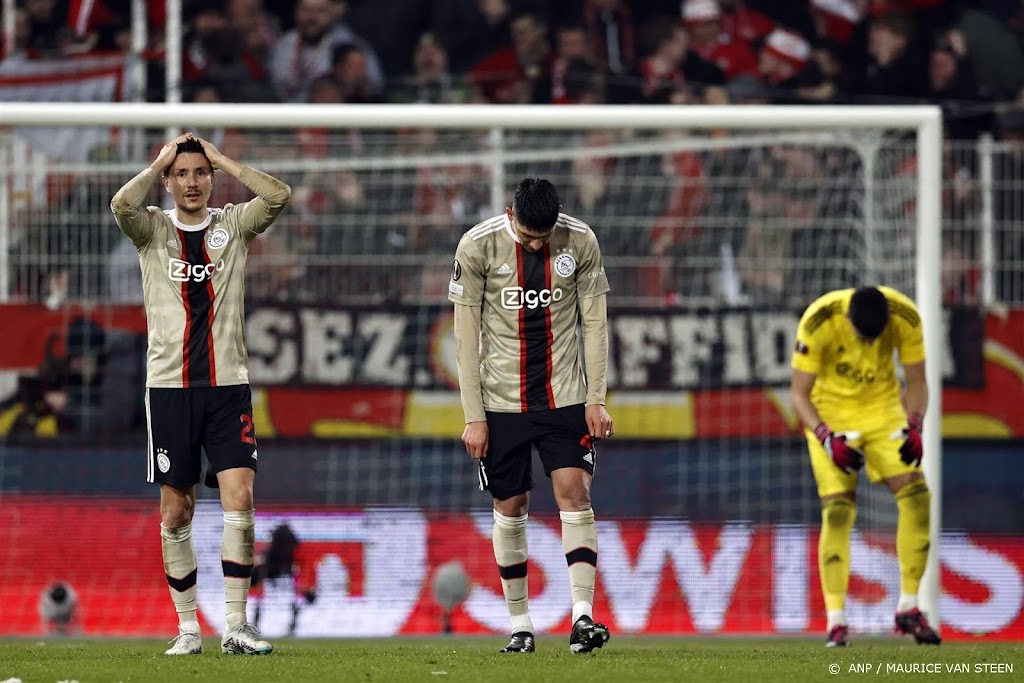 Ajax verliest van Union Berlin en is uitgeschakeld in Europa